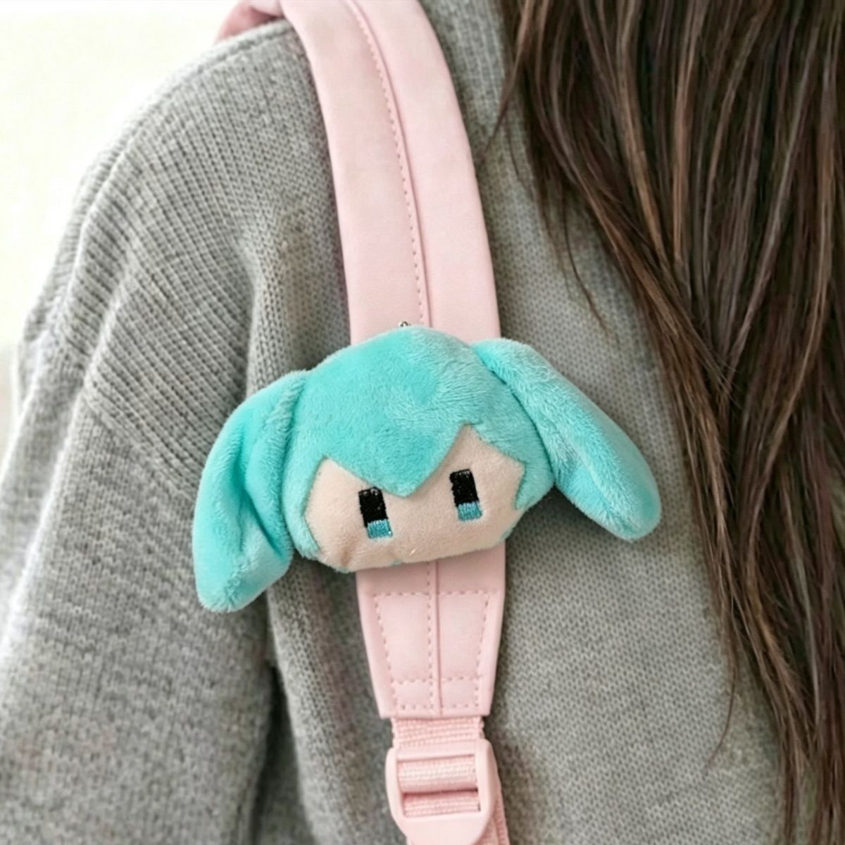 新しい初音ミクかわいいクリエイティブ漫画人形ブローチかわいい - Anime Cosplay Miku のレビューと価格